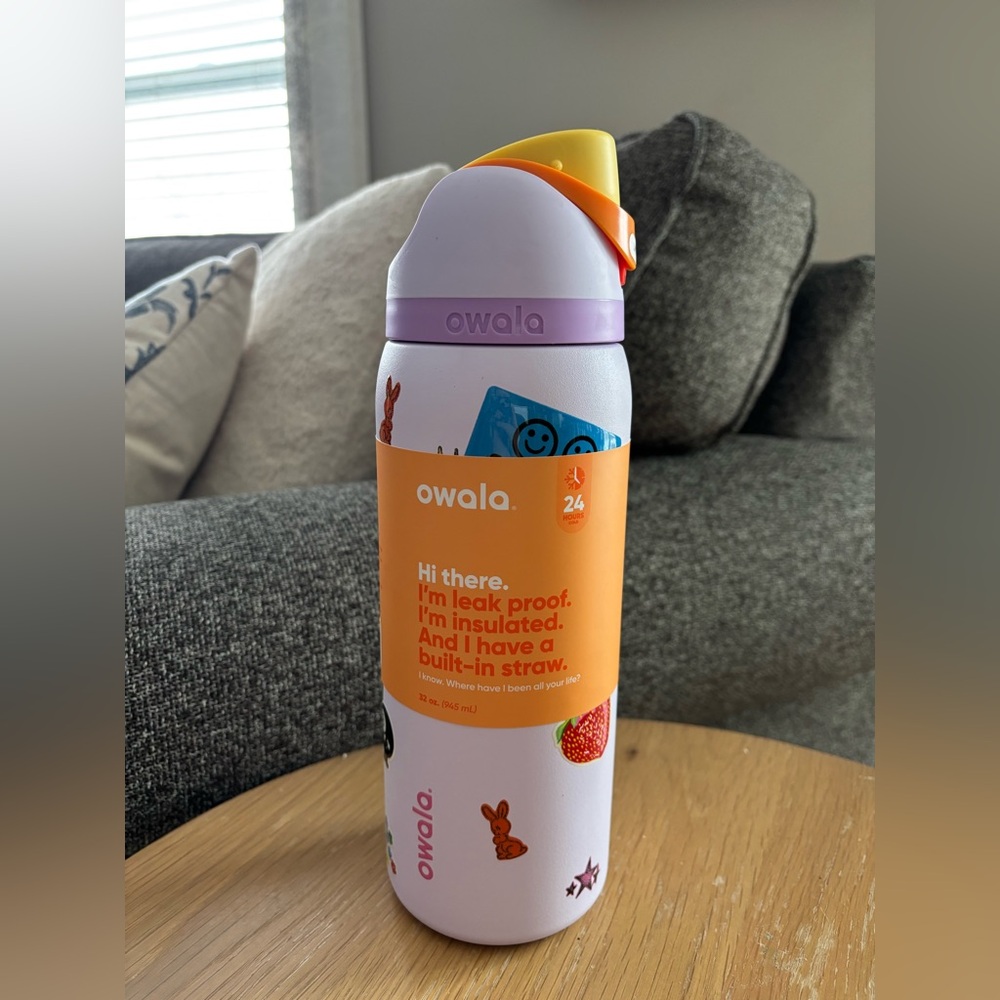 NWT LIMITED EDITION Owala 32oz Freesip Urban Outfitters Exclusive “Dear Diary”